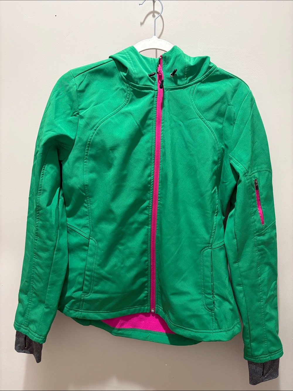 Mondetta Green Jacket with Pink inside & Zipper
